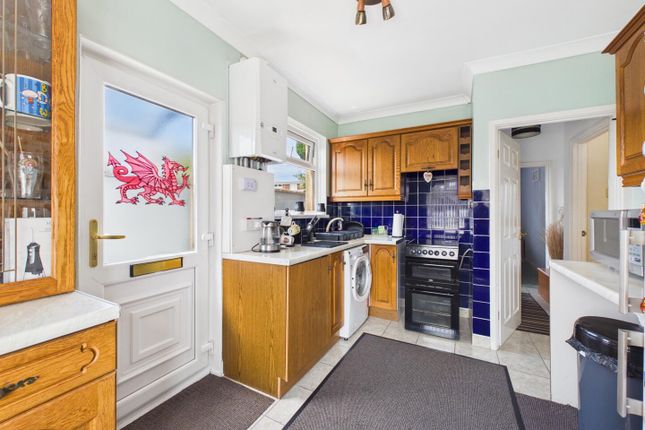 28, Masefield Mews, Bridgend photo 3