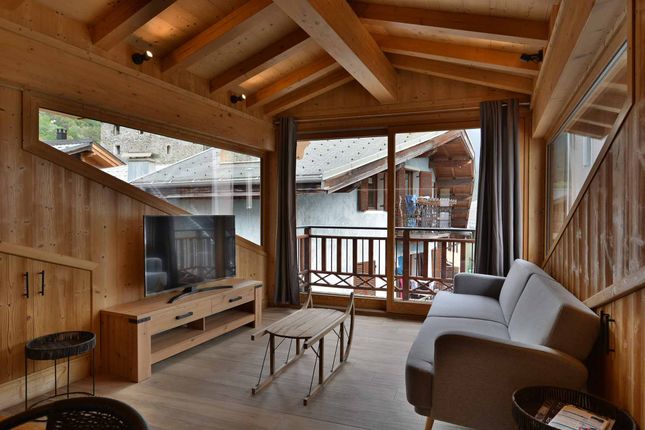 Thumbnail Apartment for sale in Bozel, Savoie, Rhône-Alpes, France