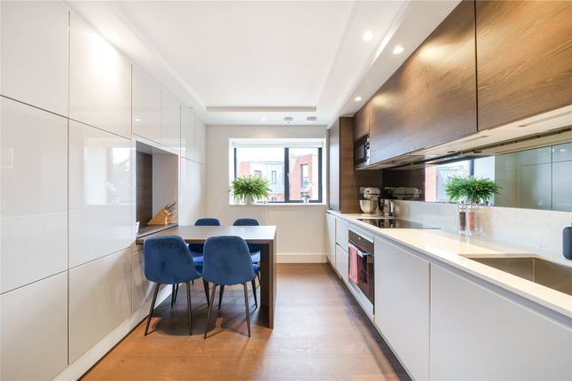 Flat for sale in Connaught House, Connaught Gardens
