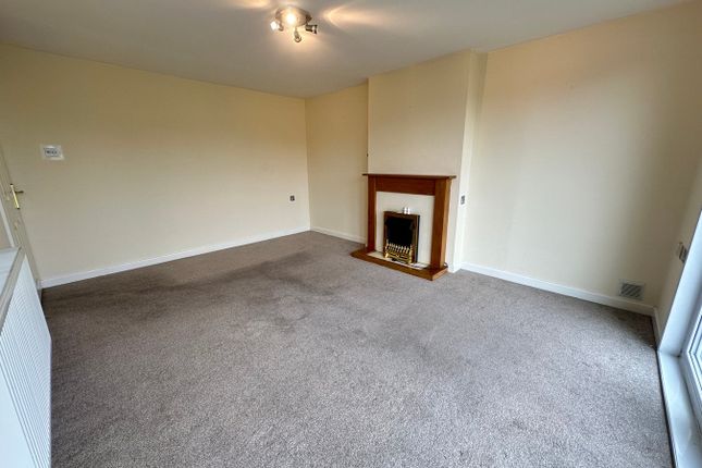 43, Pendre Close, Brecon photo 3