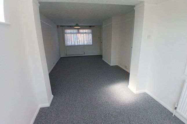 53, Burch Avenue, Sandwich photo 3