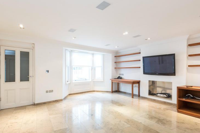 Thumbnail Semi-detached house to rent in Alma Square, London