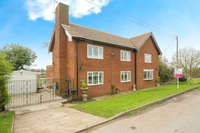 Thumbnail Detached house for sale in Middlebridge Road, Gringley-On-The-Hill, Doncaster