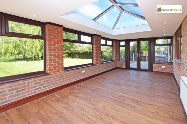 Fair Lawns, Blithe View, Stoke-On-Trent photo 3