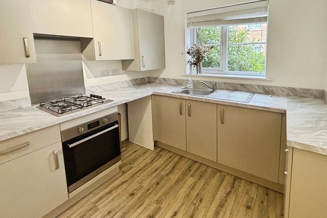 15, Westminster Drive, Bracebridge Heath photo 2