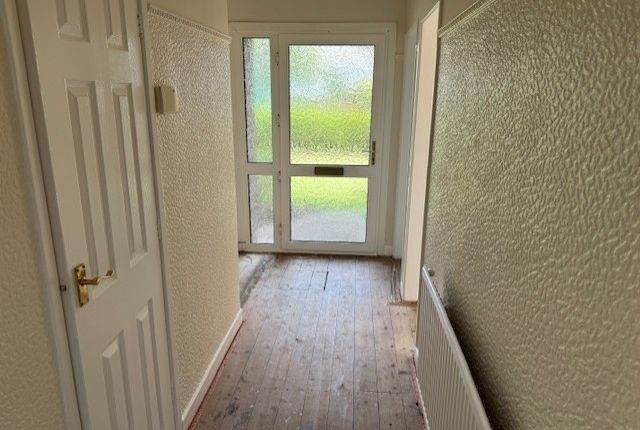 14, Elm Road, Pontefract photo 3