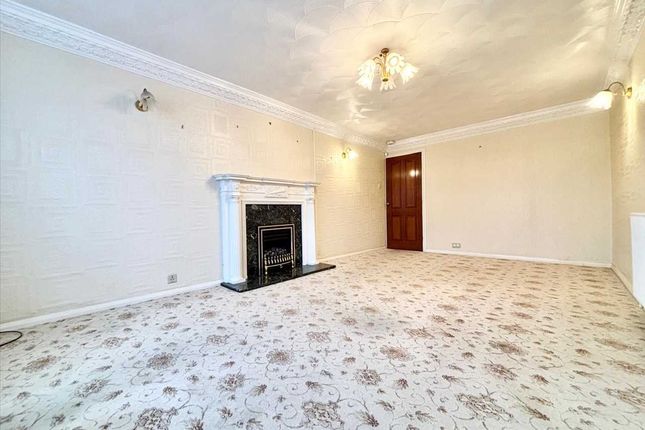 18, Belmont Road, Kirkby In Ashfield photo 2