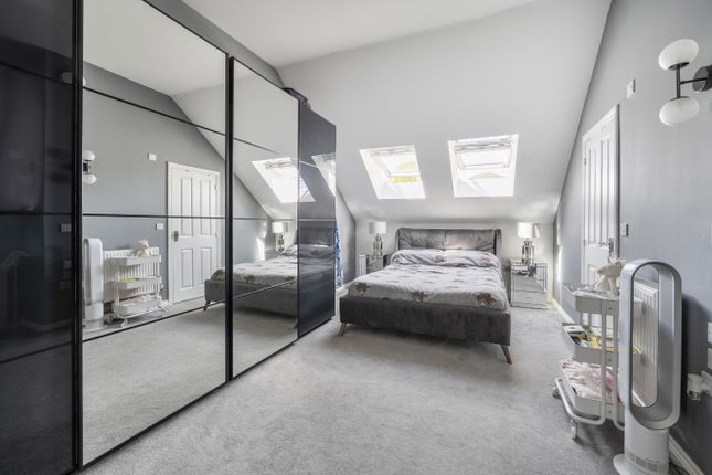 10, Montague Mews, Surrey photo 3