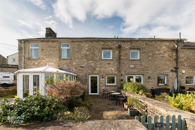 Cottage for sale in Kingfisher Cottage, Lanehouse, Trawden