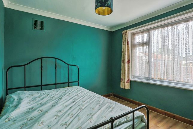 2, Paddington Grove, Bournemouth photo 4