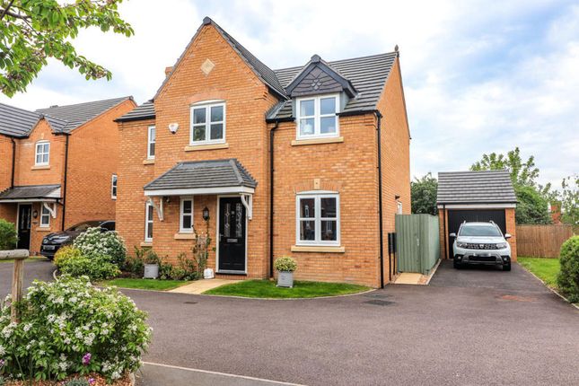 Detached house for sale in Croft Close, Tamworth