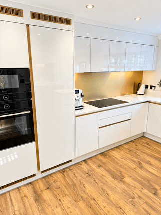 26, Patreane Way, Cardiff photo 5