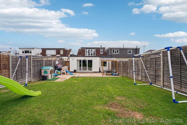 75, Penrose Avenue, Hertfordshire photo 4