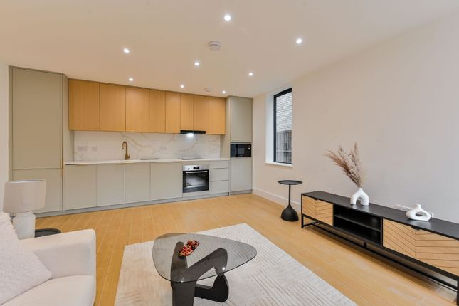 1-bed flat on Durnsford Court, Merton, £475,000