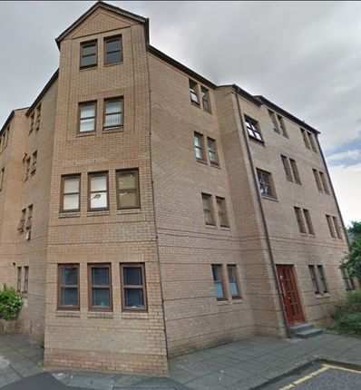 Thumbnail Flat to rent in Oakshaw Street East, Paisley, Renfrewshire