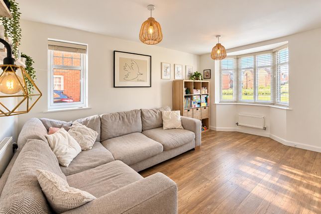 7, Coniston Avenue, Eastbourne photo 3