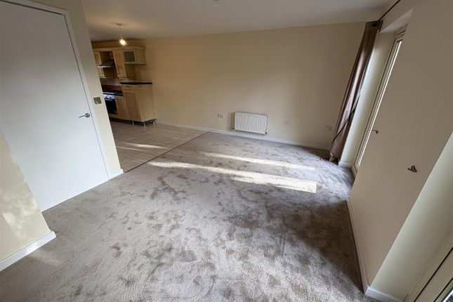 17, Renaissance Drive, Churwell photo 3