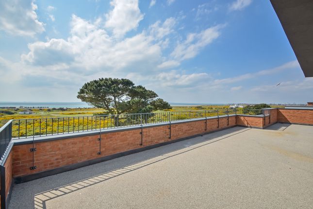 Penthouse for sale in Sea Front, Hayling Island
