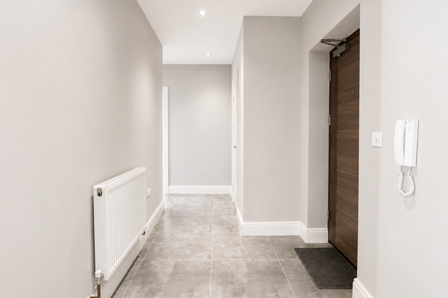 18 Crescent Drive, ALDERSHOT photo 5