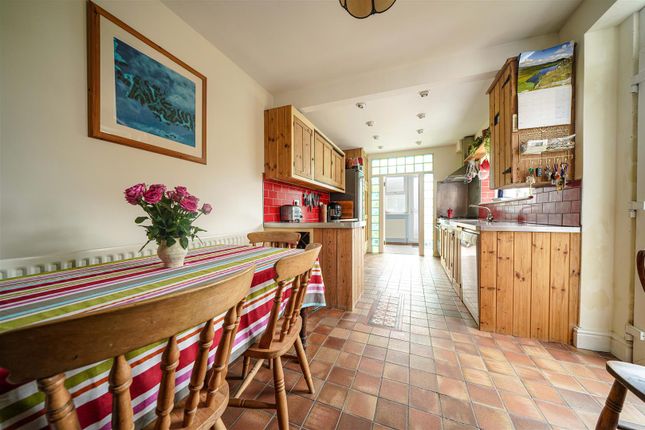 107, Abbotsbury Road, Weymouth photo 2