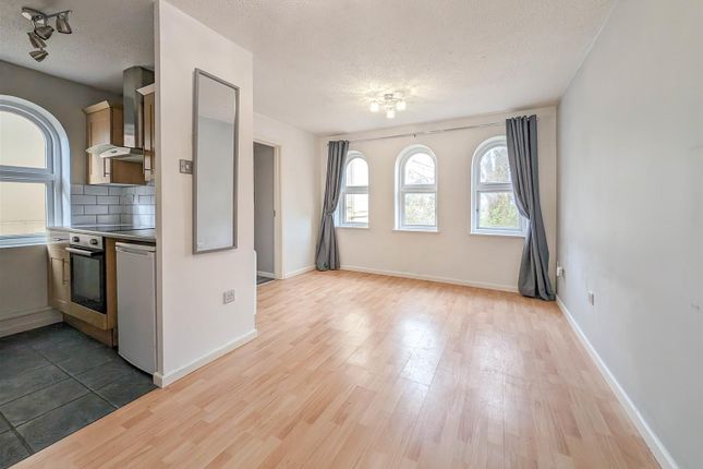 Flat for sale in Bury Road, Newmarket