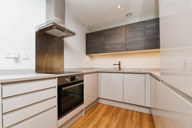 Flat for sale in William Hunter Way, Brentwood