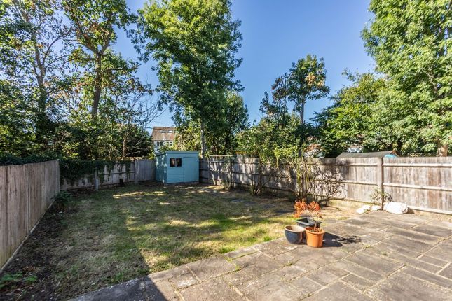 4, Barter Close, Hassocks photo 2
