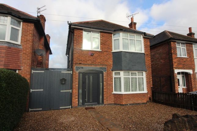 Thumbnail Detached house to rent in Runswick Drive, Wollaton, Nottingham