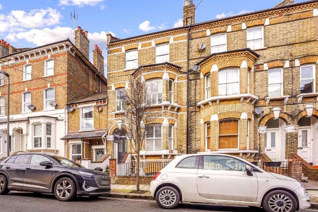 Flat for sale in Cologne Road, London