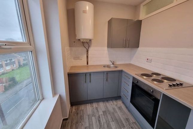 Thumbnail Flat to rent in Kingsholm Road, Gloucester