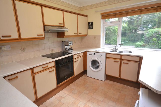 Flat 2, Lansdowne Court, 6A, Lansdowne Road, Devon photo 2
