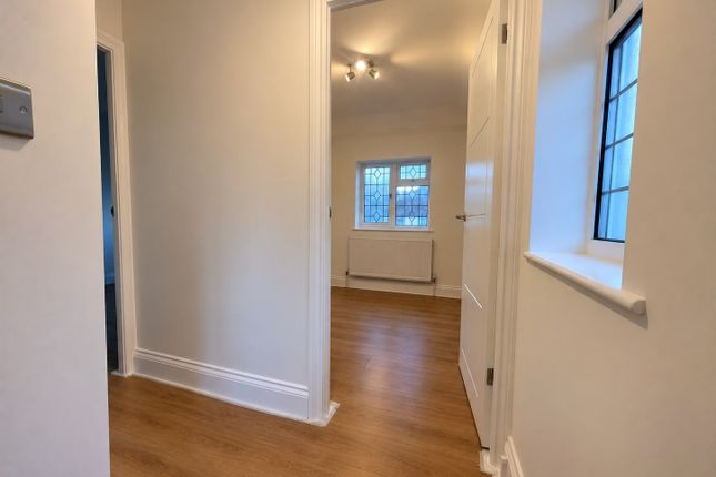 4, Wharf Road, Broxbourne photo 5