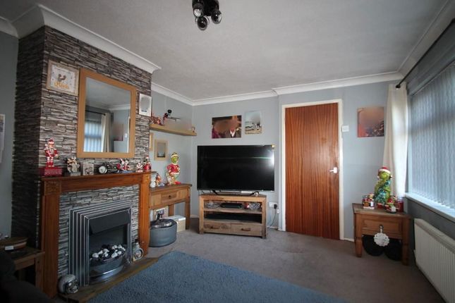 97, Cripps Avenue, Tredegar photo 4