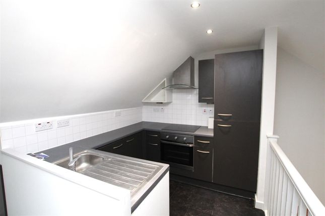 2B, Avenue Road, Essex photo 4