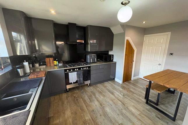 5, Keverstone Grove, Billingham photo 2