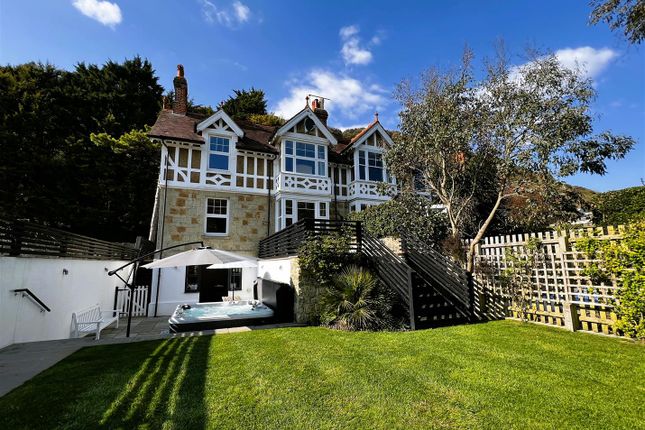 Thumbnail Property to rent in Seven Sisters Road, St. Lawrence, Ventnor