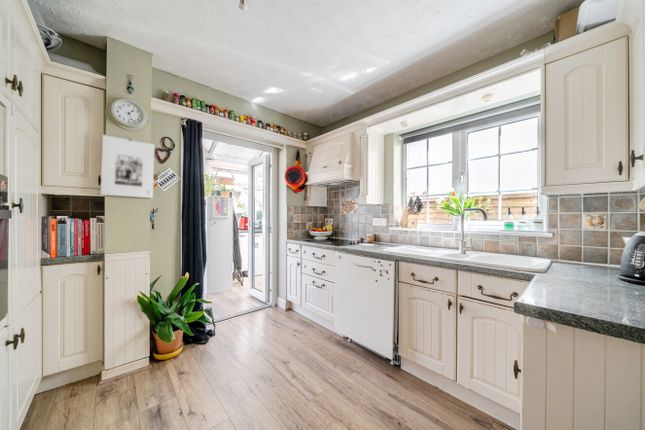 1, Glebe Close, Budleigh Salterton photo 4