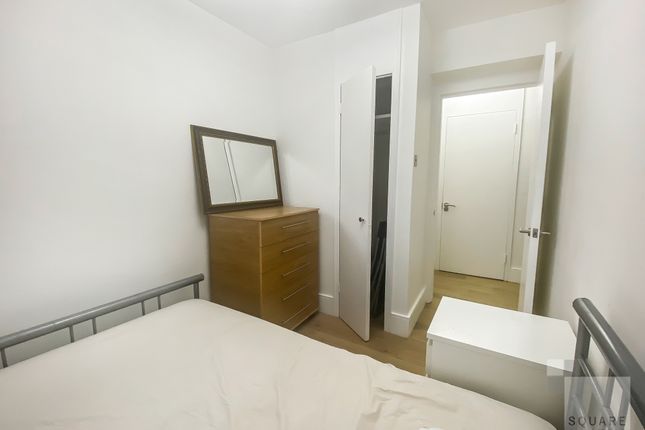 Flat to rent in Grafton Way, Bloomsbury