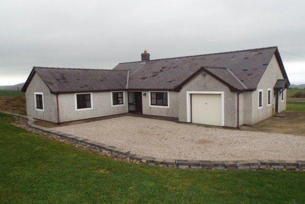 Bungalow to rent in Llannefydd, Denbigh