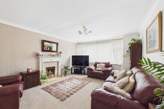 4 Cardington Close, Nottingham photo 2
