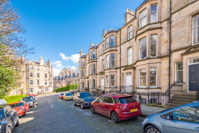 Thumbnail Flat for sale in 4/1 South Learmonth Gardens, West End, Edinburgh
