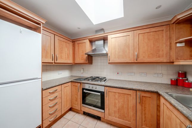 Flat 13, Rowan House, 17, Hulse Road, Hampshire photo 3