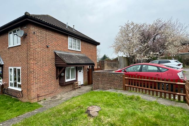 Thumbnail End terrace house to rent in Aveling Close, Purley