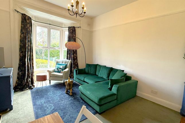 Flat 1, Naden Green, 74-76 Middleton Hall Road, Birmingham photo 4