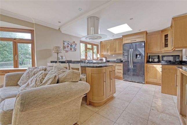 84 Park Lane, Billericay photo 2