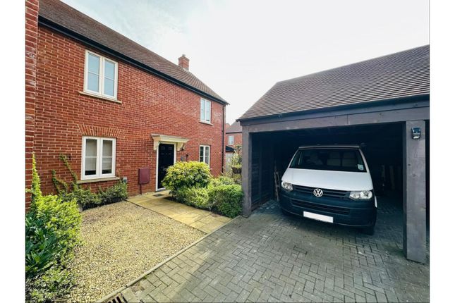 11, Horley Drive, Banbury photo 2