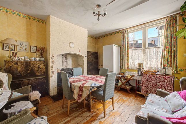 44 Ashfield Road, Altrincham photo 4