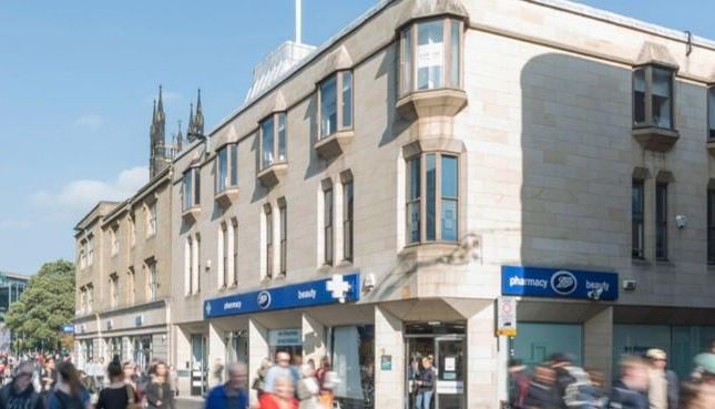 Office to let in Northumberland Street, Newcastle Upon Tyne