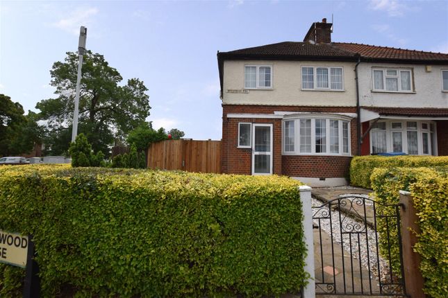 Thumbnail Semi-detached house to rent in Beechwood Rise, Watford