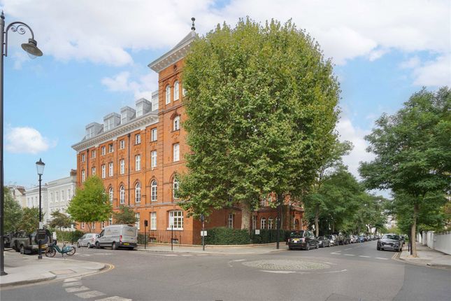 Flat for sale in Thornbury Court, 36-38 Chepstow Villas, Notting Hill, London